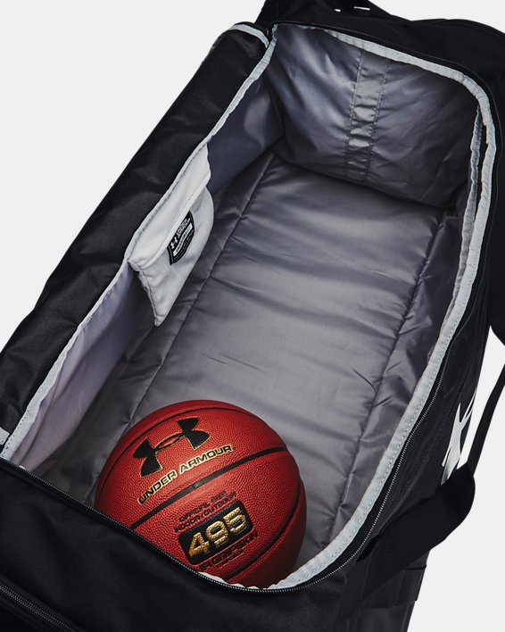 UA Undeniable 5.0 XL Duffle Bag in Black image number 3